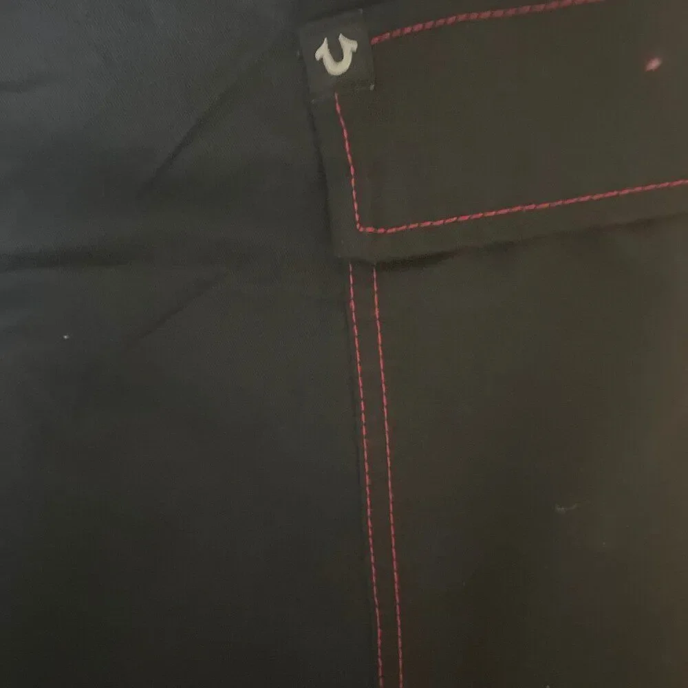 True Religion Jet Black Cargo Pants Flap Pockets Men’s Size 36 MSRP $149 NWT